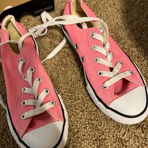 COPY - Girls converses